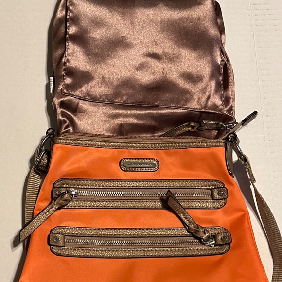 Pre-Owned Orange and Tan Sporty Dana Buchman Crossbody Bag - Picture 6 of 8